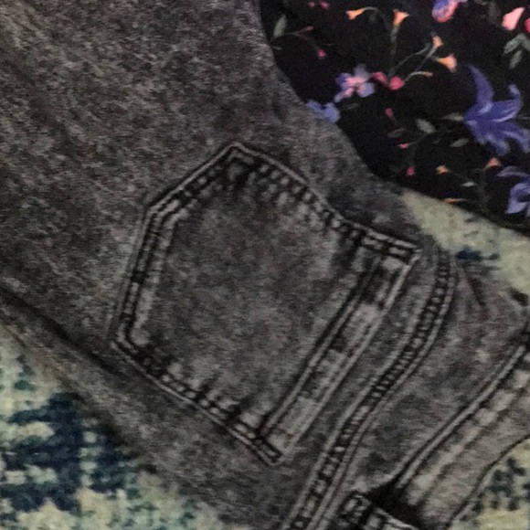 Pants bundle - Picture 4 of 4